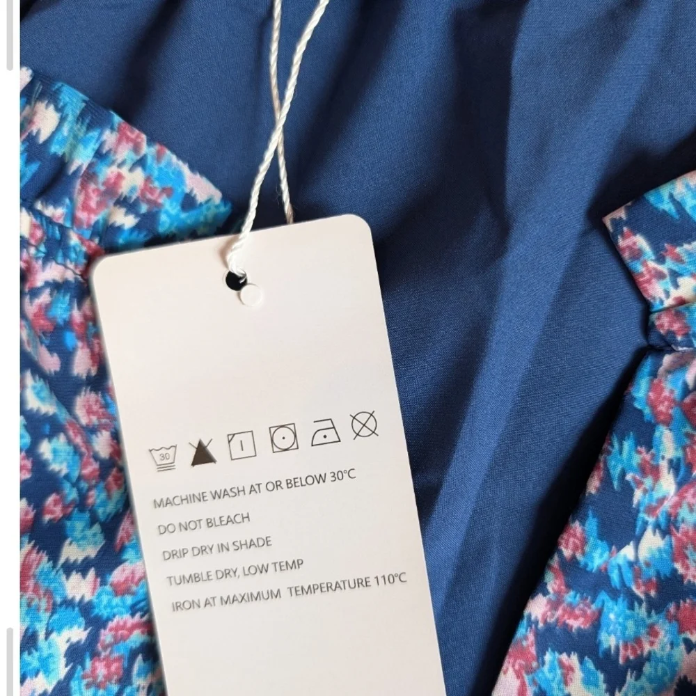 Chic Women's Blue and Pink Blouse - Picture 8 of 8